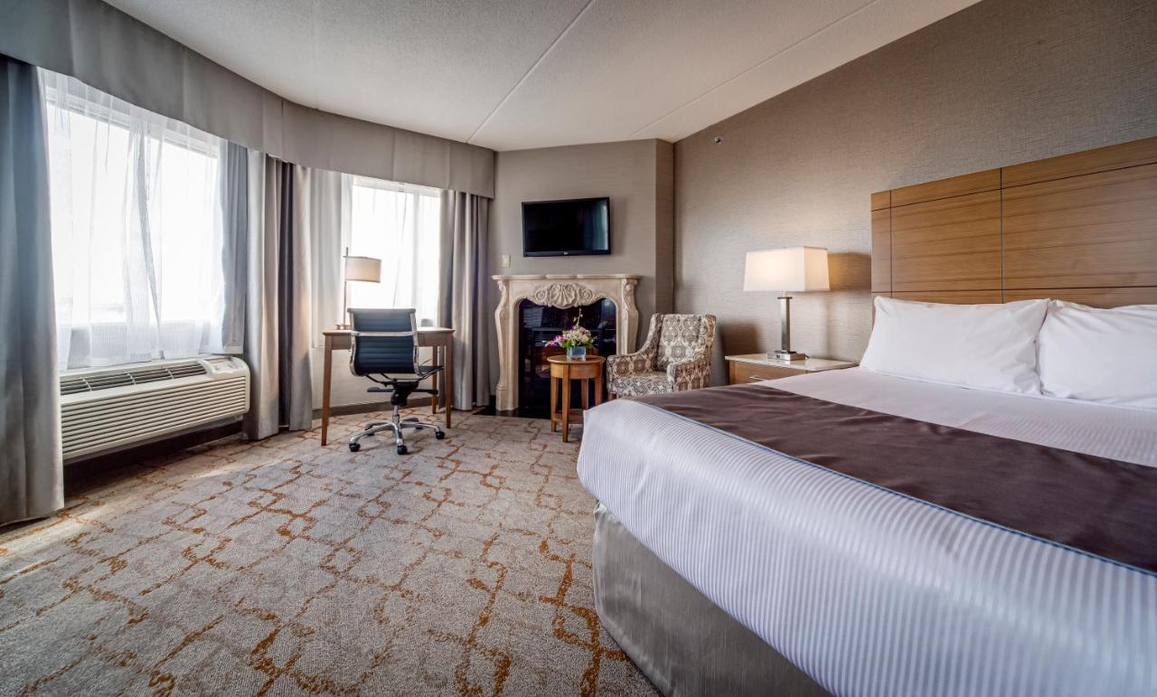 Monte Carlo Inn Vaughan Suites Eksteriør billede