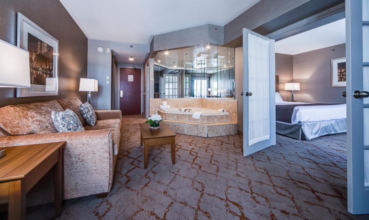 Monte Carlo Inn Vaughan Suites Eksteriør billede